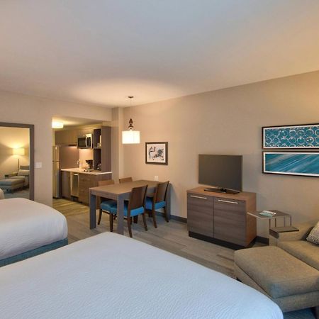 Towneplace Suites By Marriott Miami Airport Bagian luar foto