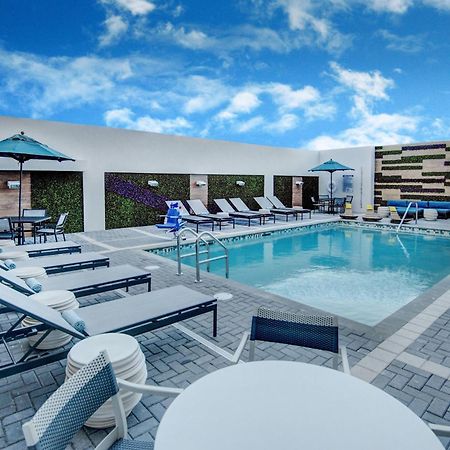 Towneplace Suites By Marriott Miami Airport Bagian luar foto