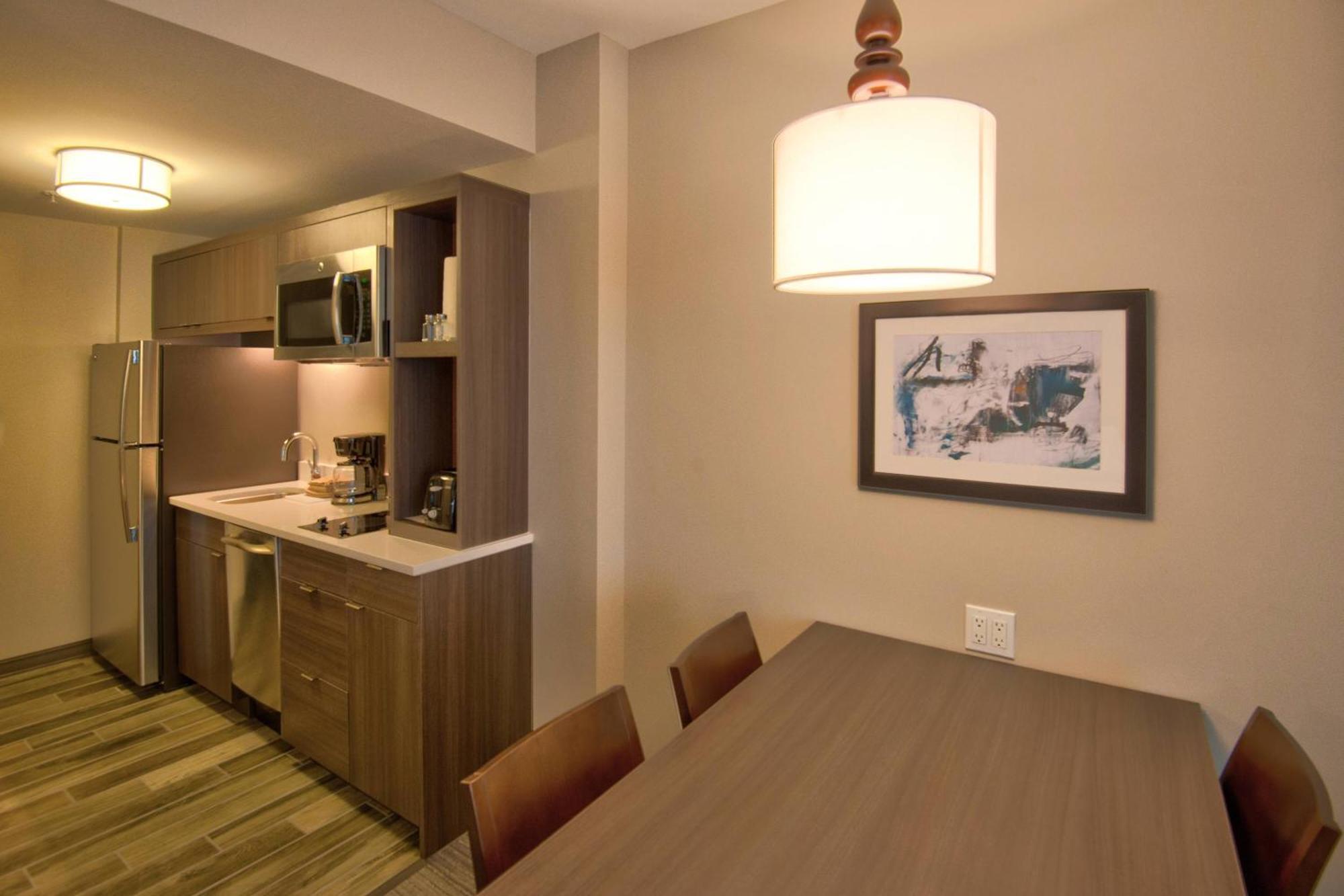 Towneplace Suites By Marriott Miami Airport Bagian luar foto